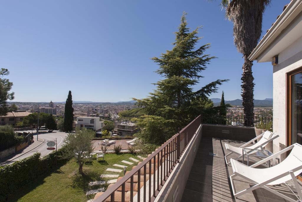 Villa Montjuic Жирона Номер фото