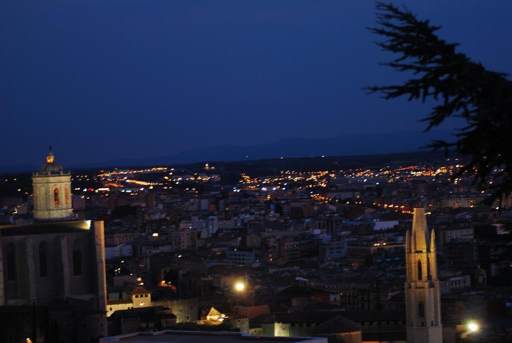 Villa Montjuic Girona Жирона Экстерьер фото