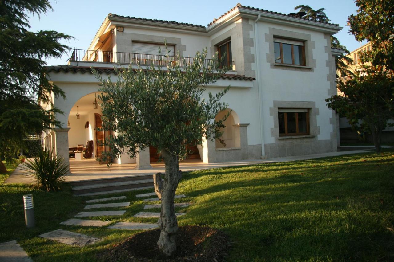 Villa Montjuic Жирона Экстерьер фото